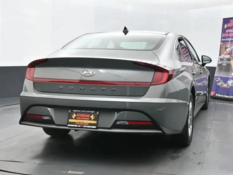 2022 Hyundai Sonata - Image 8 of 12