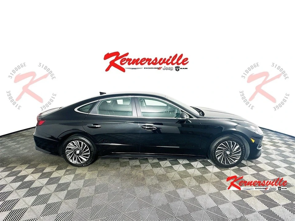 2022 Hyundai Sonata - Image 8 of 21