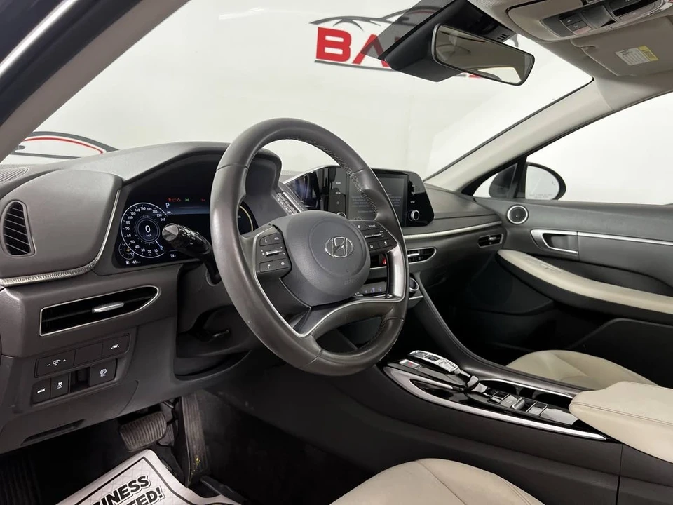 2022 Hyundai Sonata - Image 13 of 21