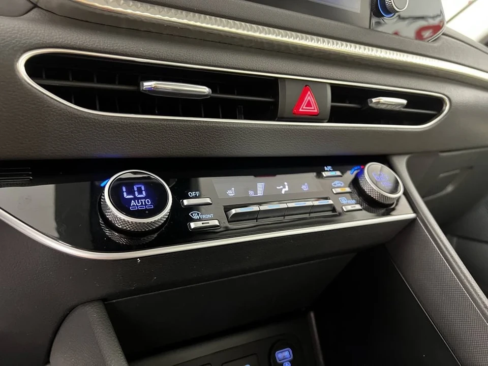 2022 Hyundai Sonata - Image 16 of 21