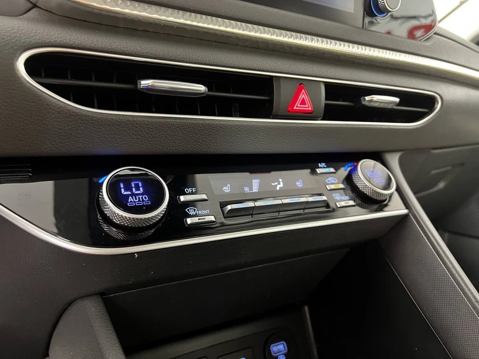 2022 Hyundai Sonata - Image 16 of 21