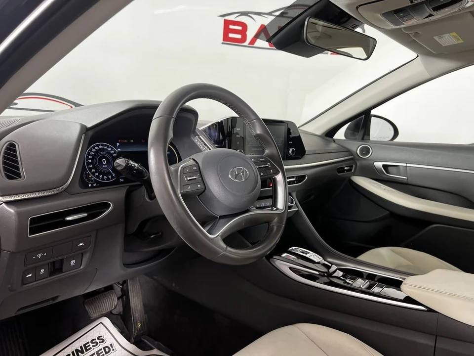 2022 Hyundai Sonata - Image 13 of 21