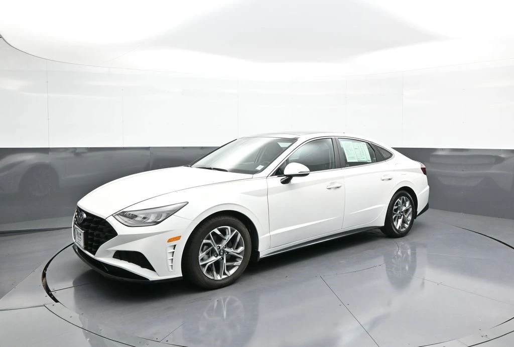 2022 Hyundai Sonata - Image 10 of 12