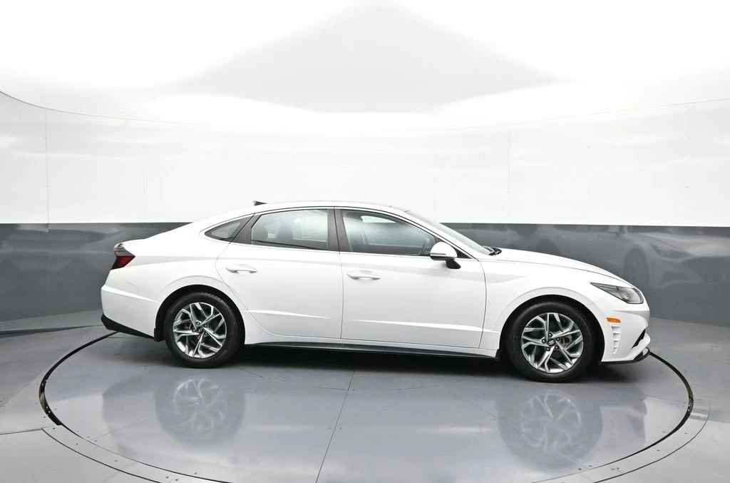 2022 Hyundai Sonata - Image 5 of 12