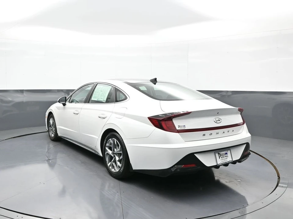 2022 Hyundai Sonata - Image 8 of 12