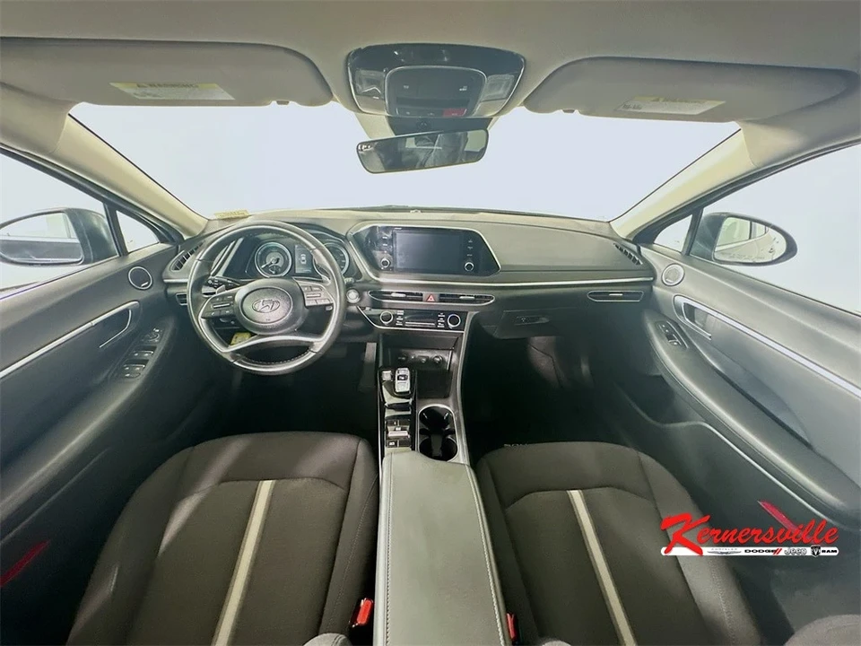 2022 Hyundai Sonata - Image 10 of 21