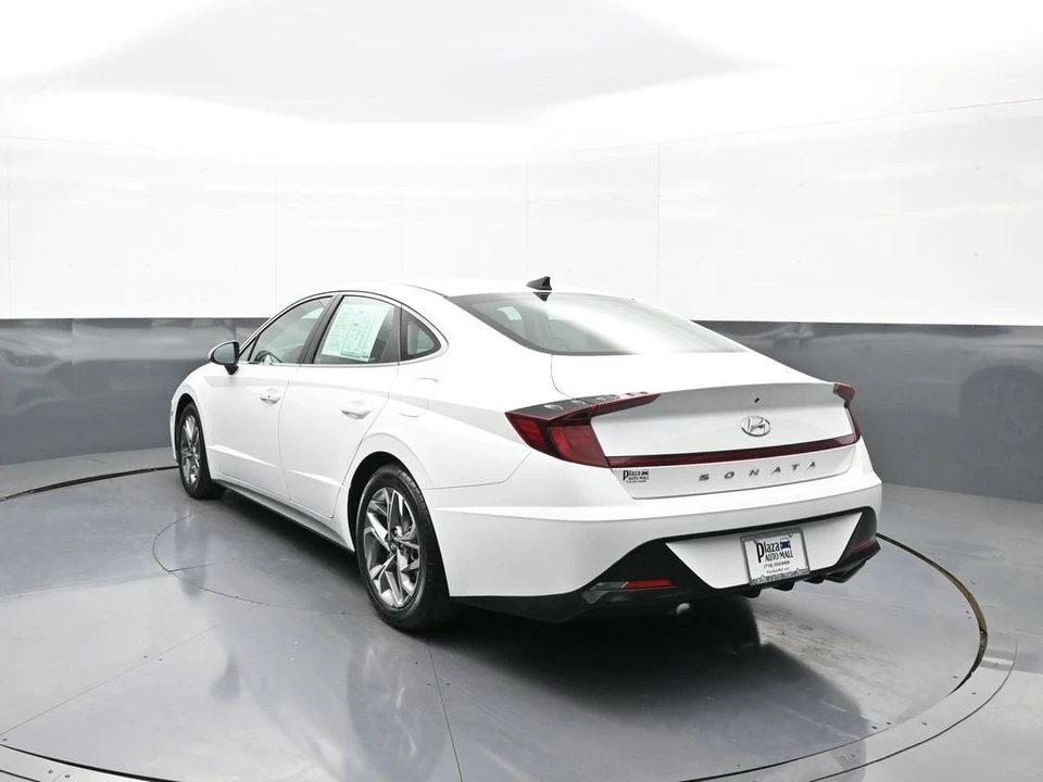2022 Hyundai Sonata - Image 8 of 12