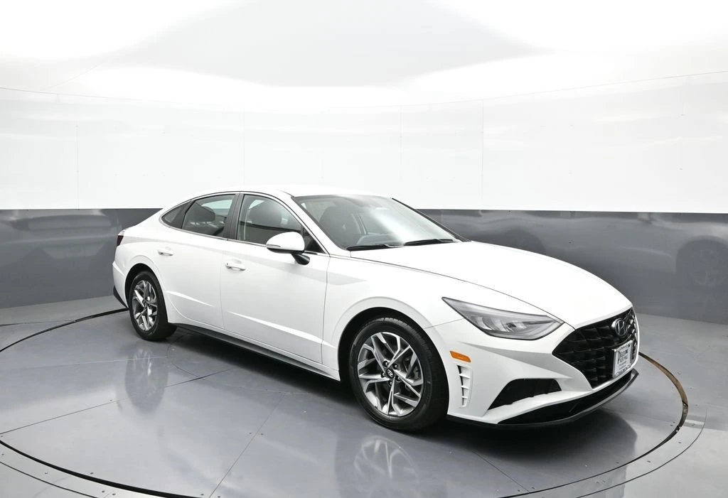 2022 Hyundai Sonata - Image 4 of 12