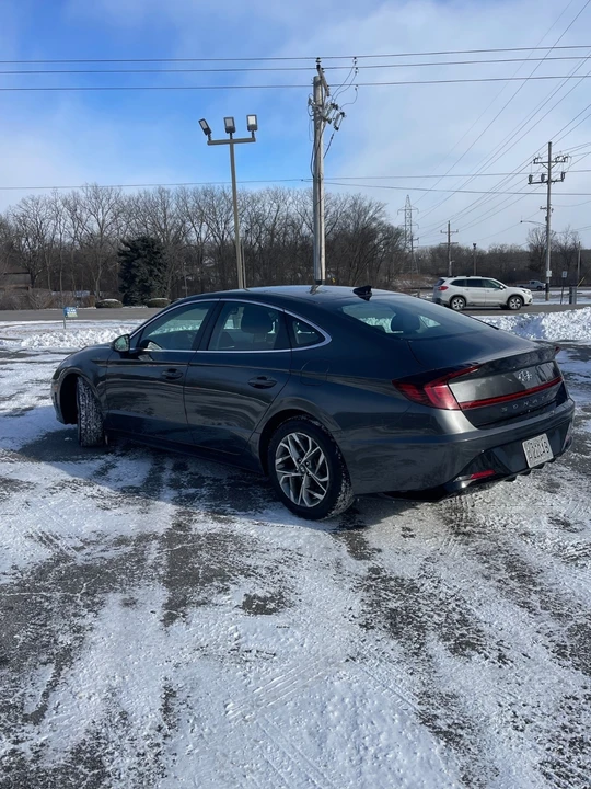 2022 Hyundai Sonata - Image 4 of 10