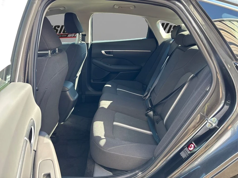 2022 Hyundai Sonata - Image 10 of 12