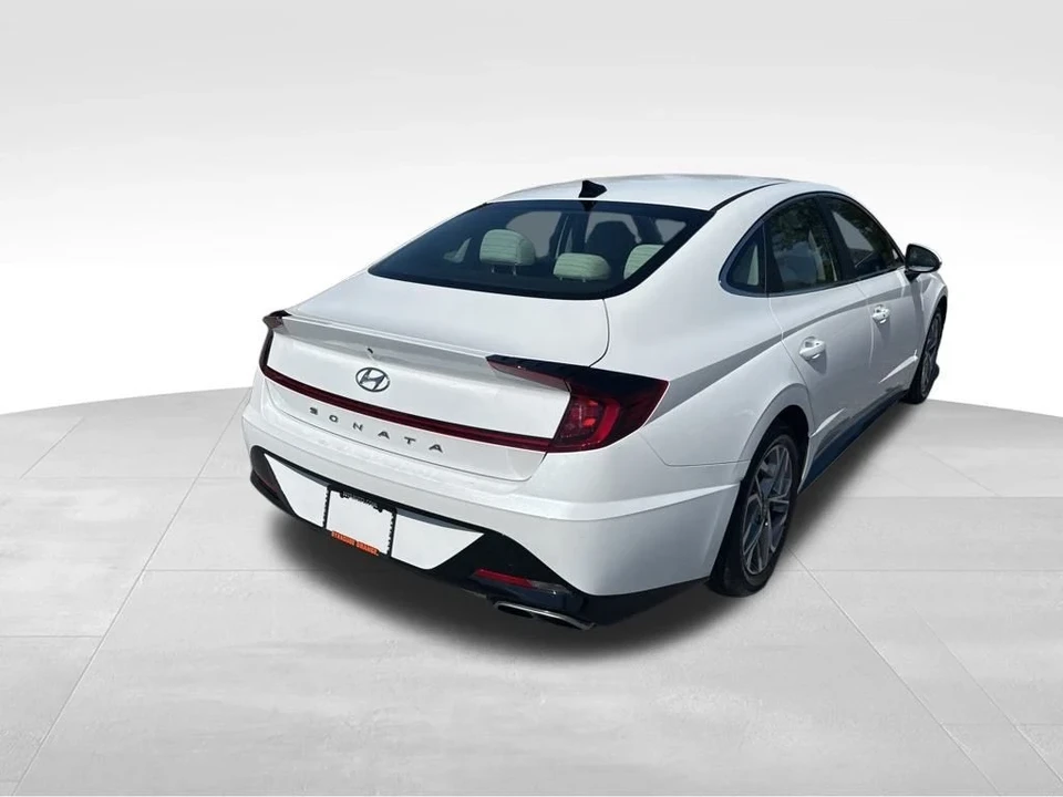 2022 Hyundai Sonata - Image 5 of 12