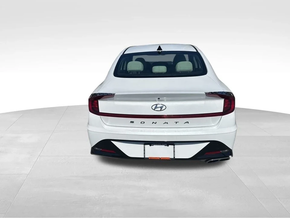 2022 Hyundai Sonata - Image 4 of 12