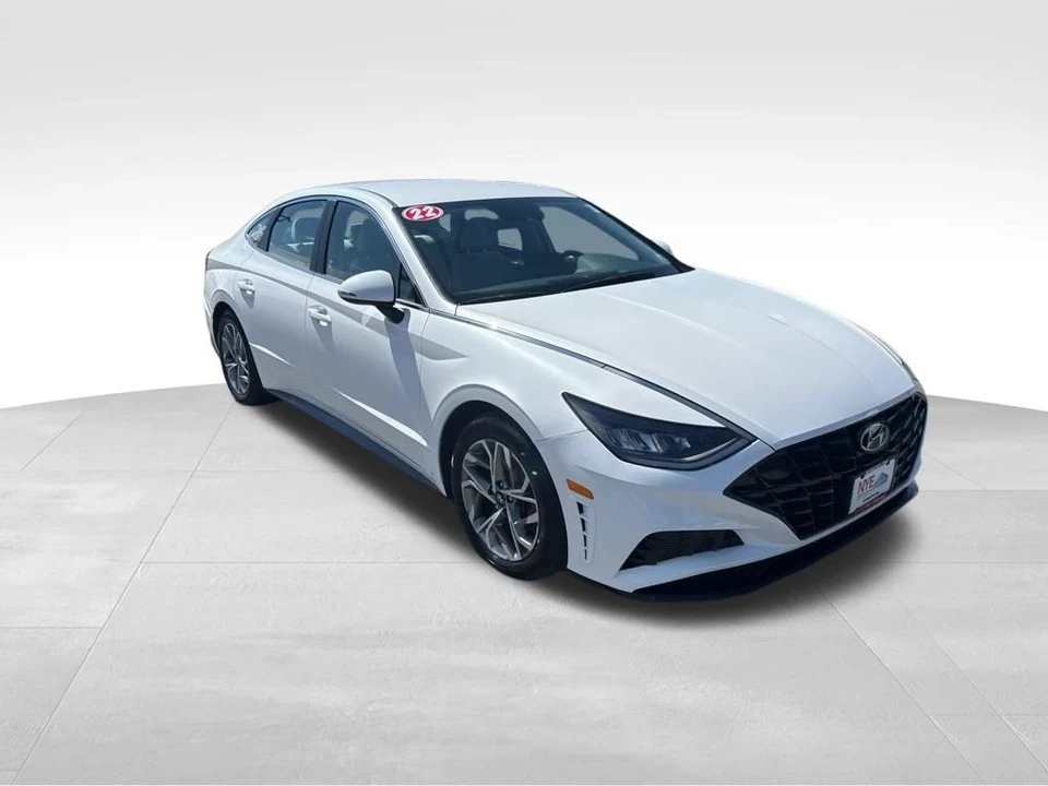 2022 Hyundai Sonata - Image 8 of 12