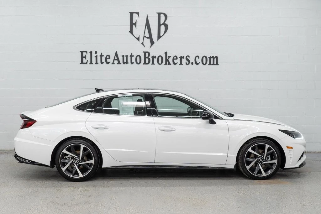 2022 Hyundai Sonata - Image 5 of 12