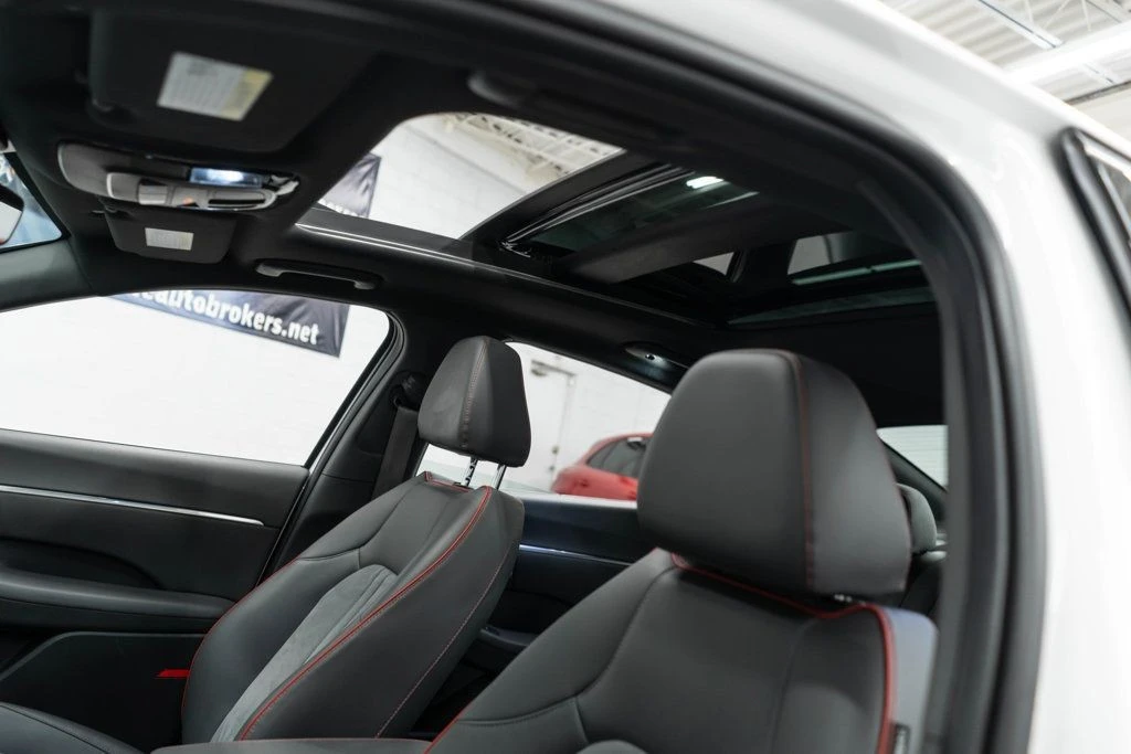 2022 Hyundai Sonata - Image 8 of 12