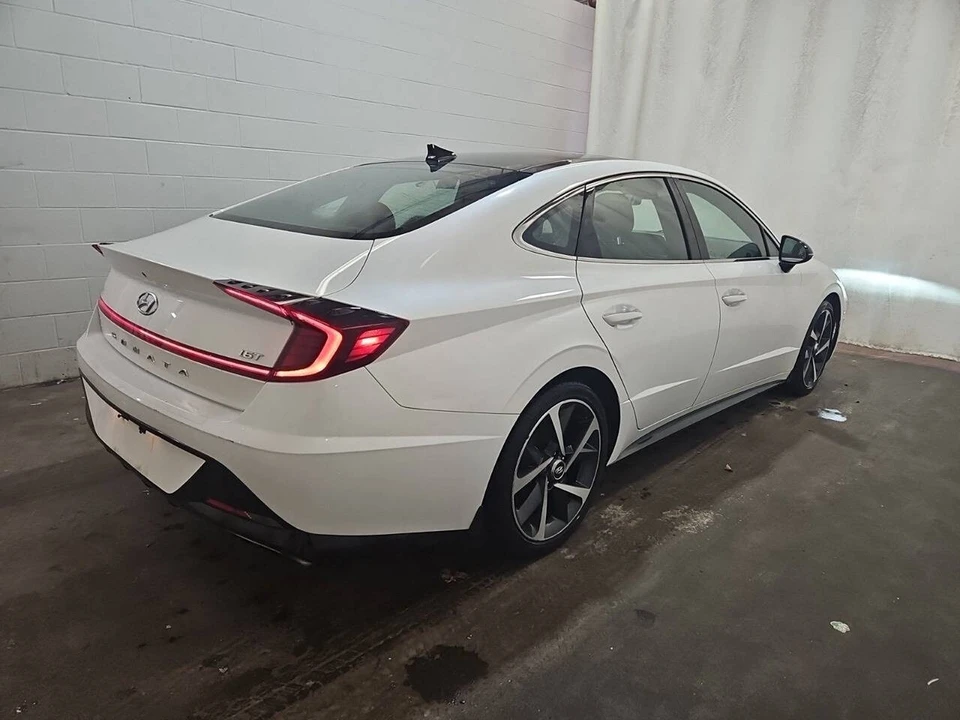 2022 Hyundai Sonata - Image 4 of 6