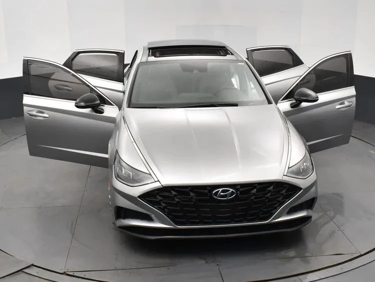 2022 Hyundai Sonata - Image 10 of 12