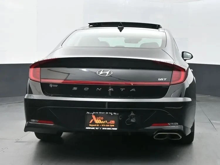 2022 Hyundai Sonata - Image 8 of 12