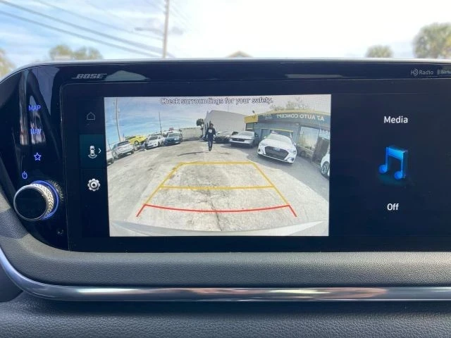 2022 Hyundai Sonata - Image 18 of 21