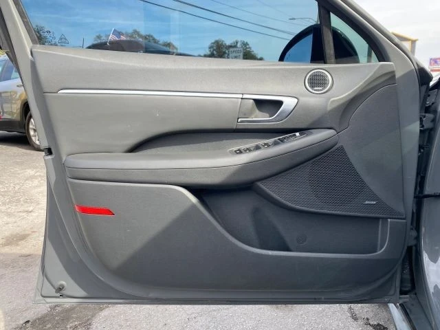 2022 Hyundai Sonata - Image 9 of 21