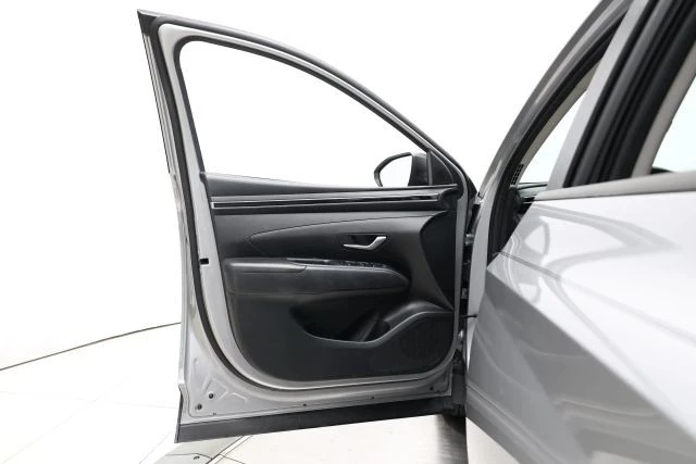 2022 Hyundai Tucson - Image 10 of 21