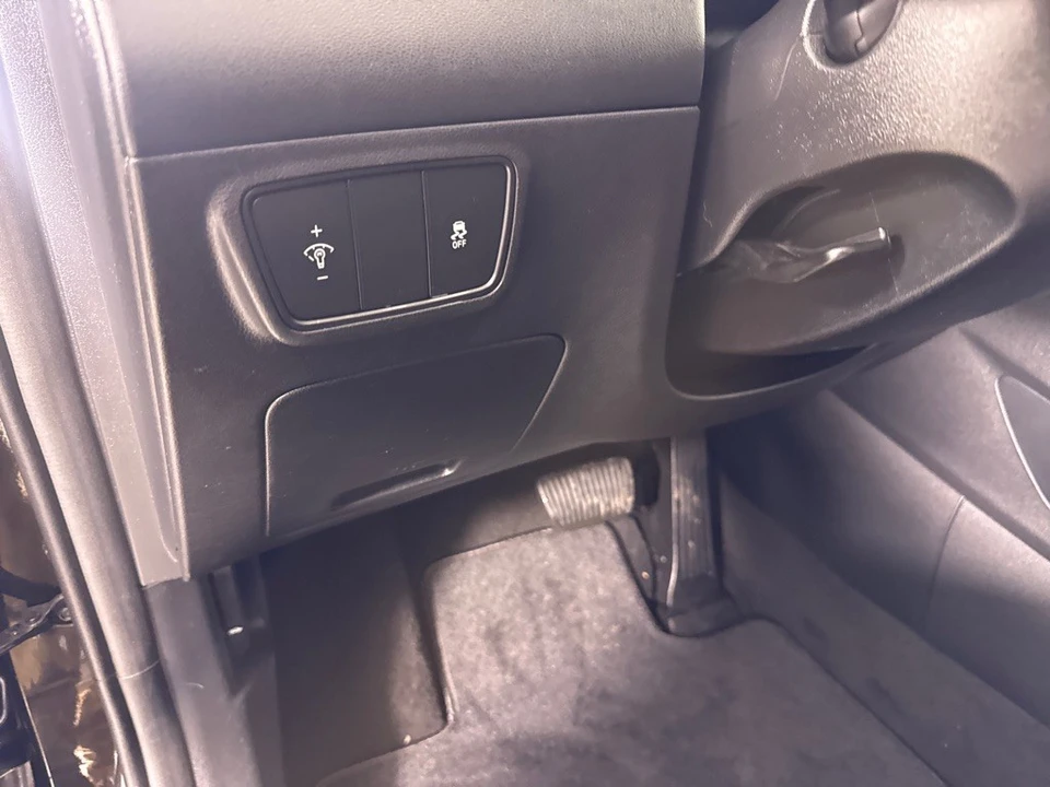 2022 Hyundai Tucson - Image 14 of 21