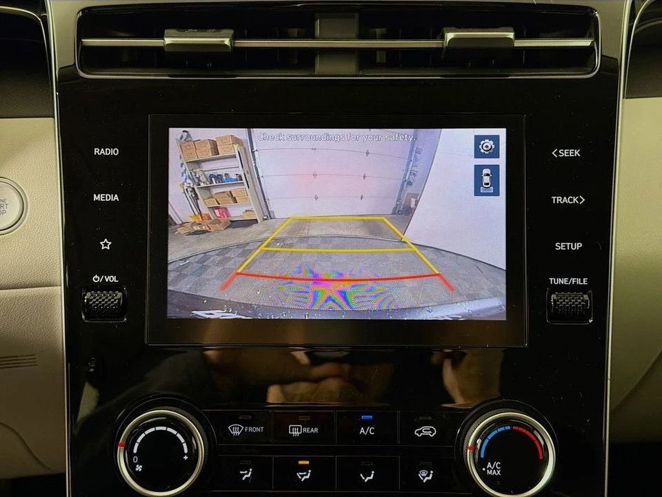 2022 Hyundai Tucson - Image 16 of 21