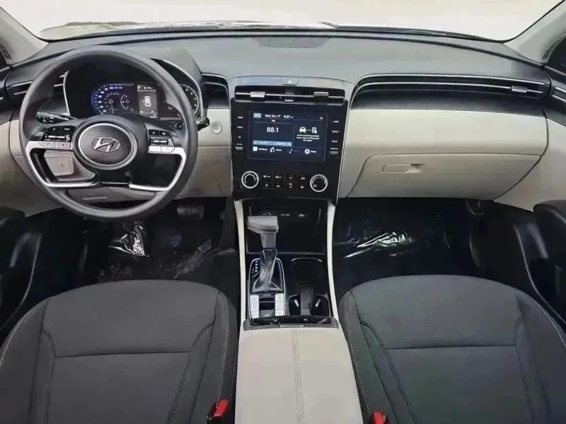 2022 Hyundai Tucson - Image 10 of 12