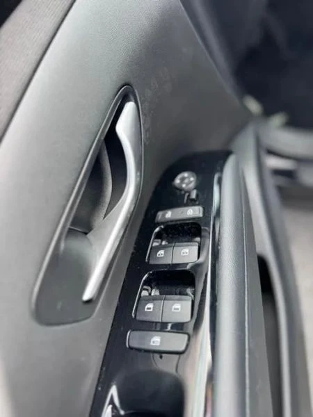 2022 Hyundai Tucson - Image 9 of 12