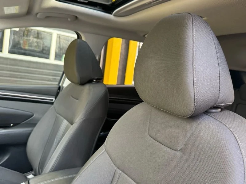 2022 Hyundai Tucson - Image 10 of 12