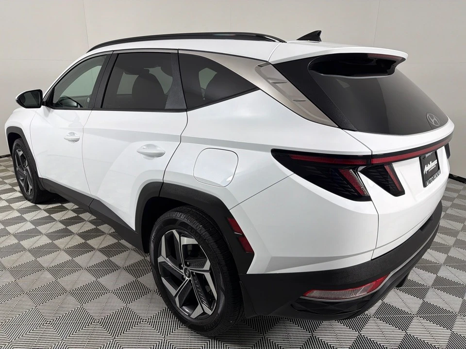 2022 Hyundai Tucson - Image 8 of 12