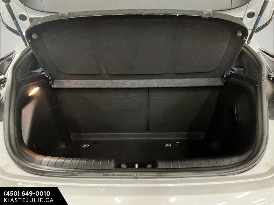 2022 Hyundai Veloster N - Image 12 of 20