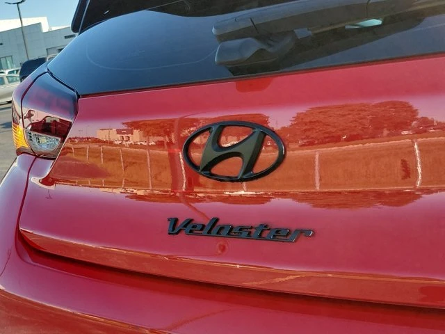 2022 Hyundai Veloster N - Image 6 of 19