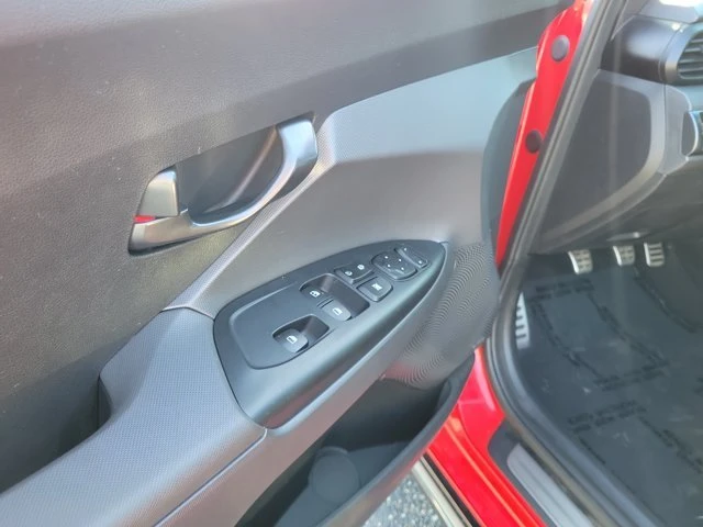 2022 Hyundai Veloster N - Image 17 of 19