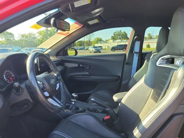 2022 Hyundai Veloster N - Image 15 of 19