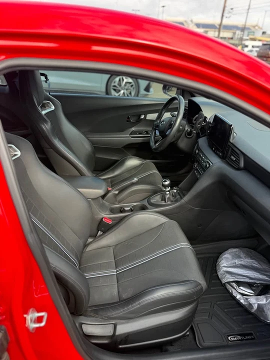 2022 Hyundai Veloster N - Image 5 of 11