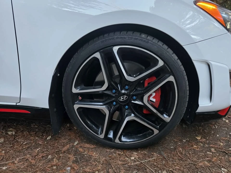 2022 Hyundai Veloster N - Image 5 of 10