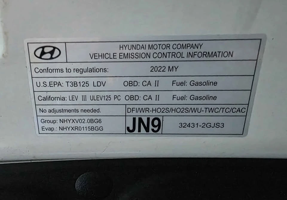 2022 Hyundai Veloster N - Image 8 of 10