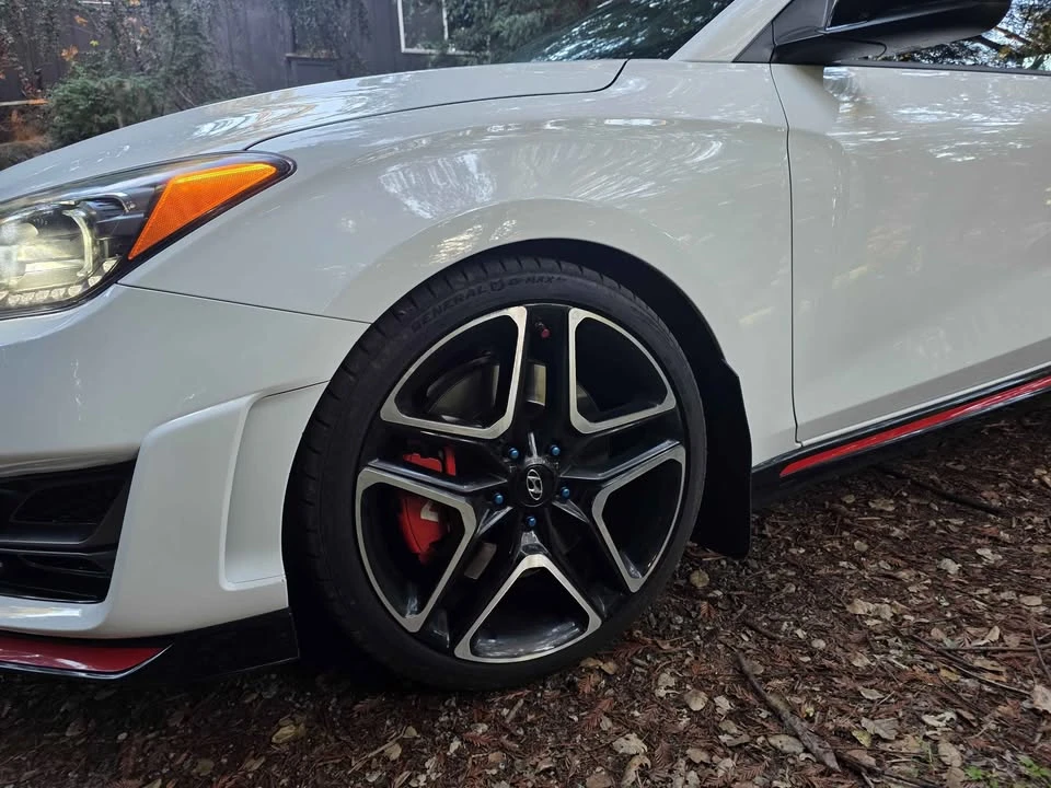 2022 Hyundai Veloster N - Image 2 of 10