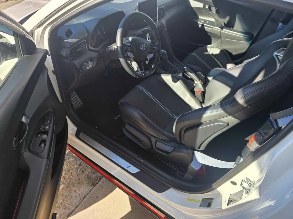 2022 Hyundai Veloster N - Image 9 of 10