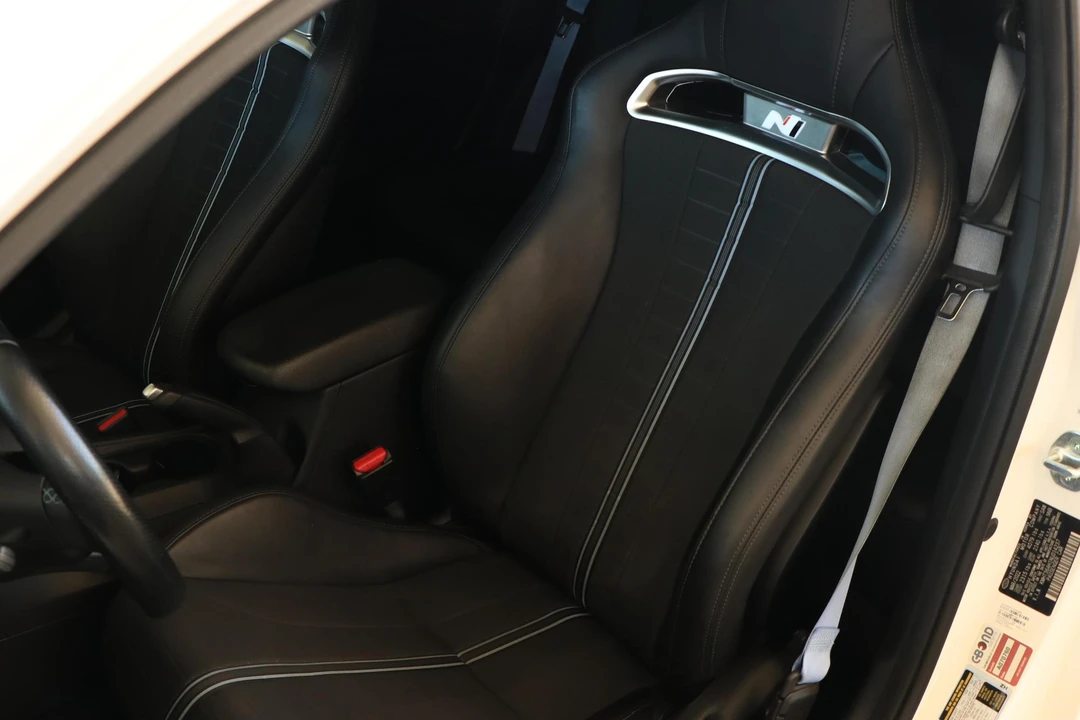 2022 Hyundai Veloster N - Image 7 of 9