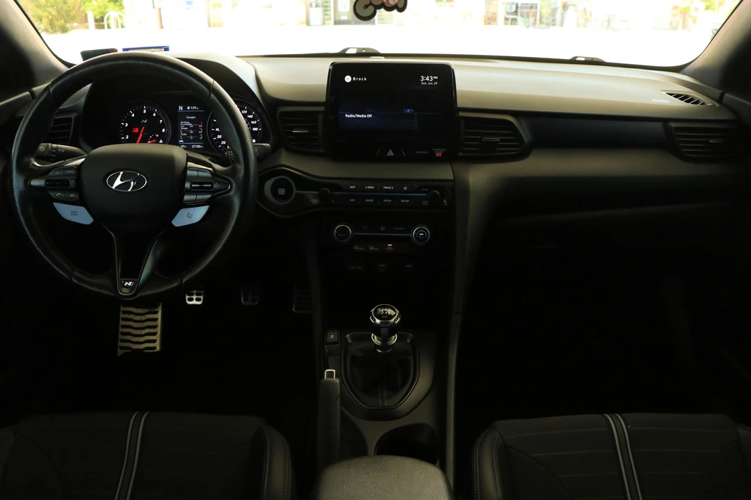 2022 Hyundai Veloster N - Image 6 of 9