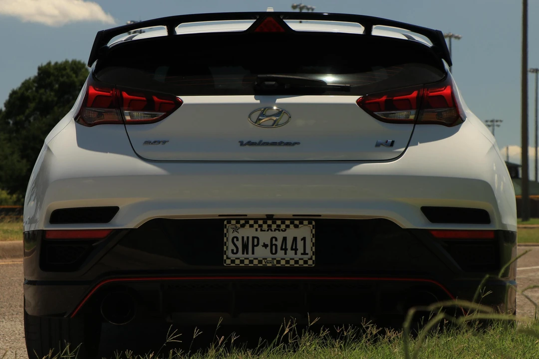 2022 Hyundai Veloster N - Image 4 of 9