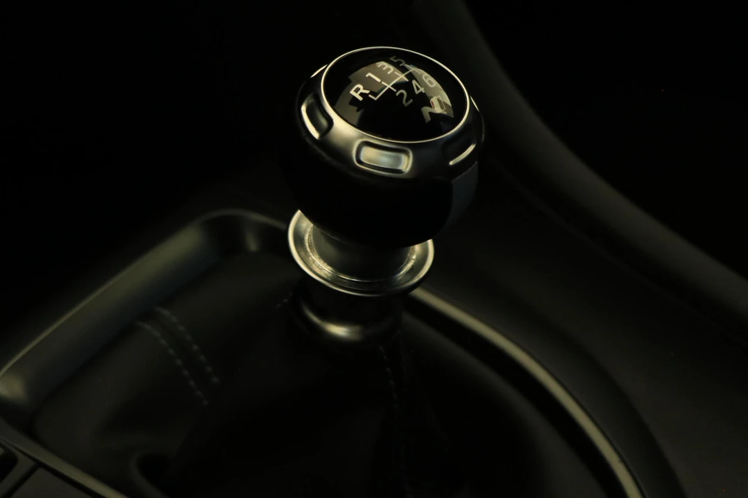 2022 Hyundai Veloster N - Image 8 of 9