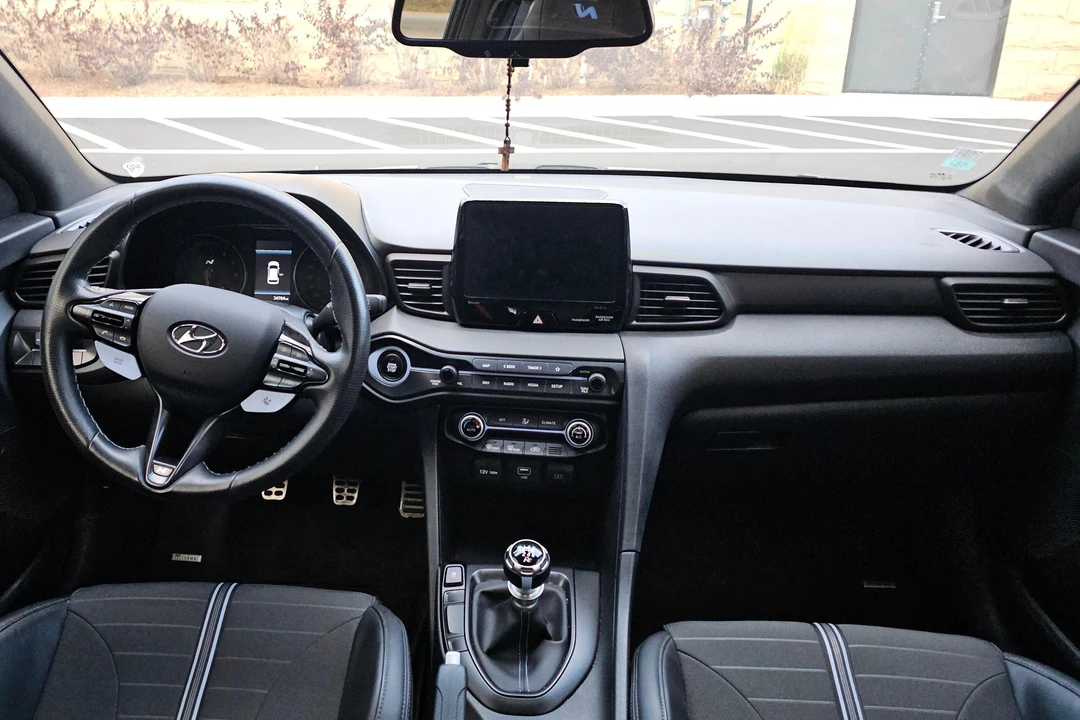 2022 Hyundai Veloster N - Image 29 of 31
