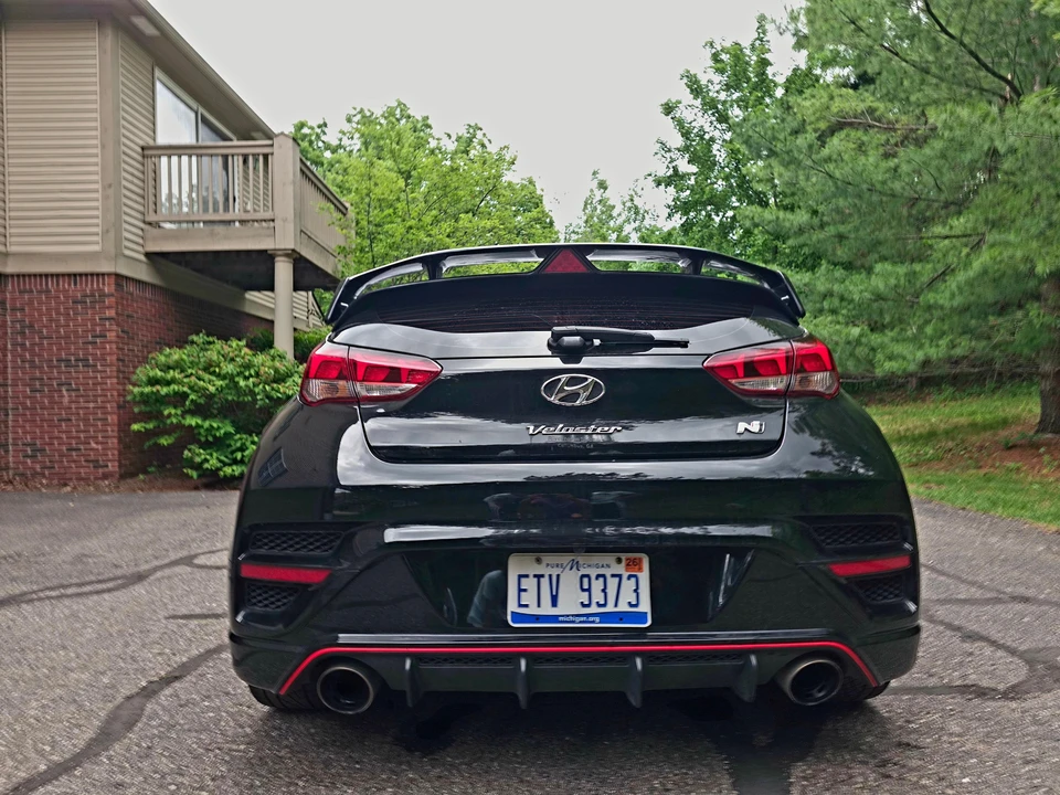 2022 Hyundai Veloster N - Image 14 of 31