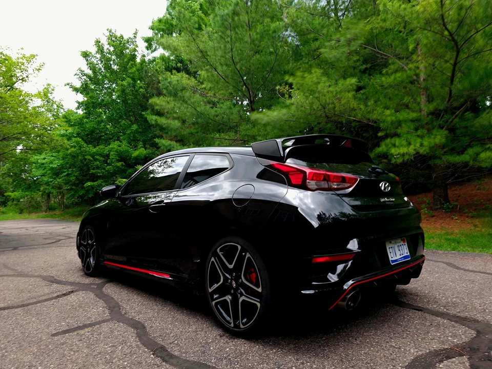 2022 Hyundai Veloster N - Image 13 of 31