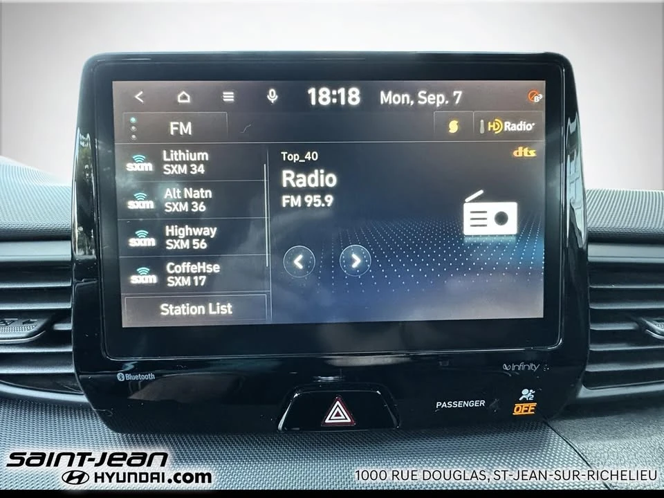2022 Hyundai Veloster N - Image 18 of 20