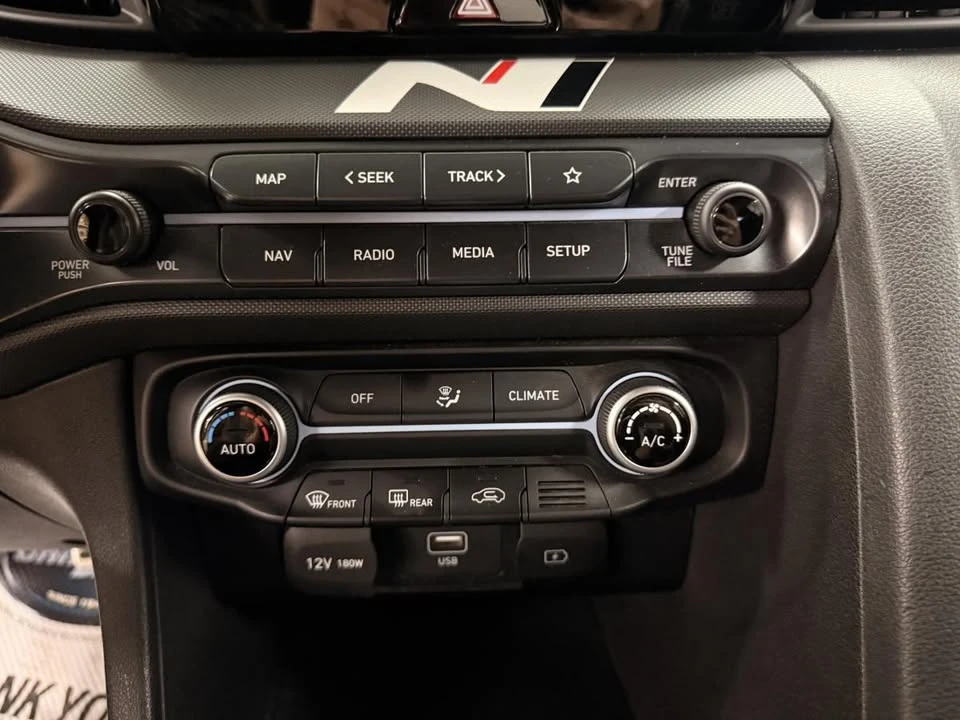 2022 Hyundai Veloster N - Image 18 of 20