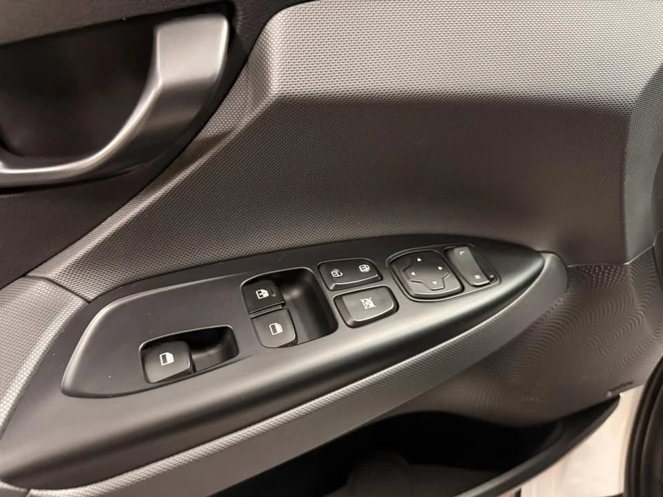 2022 Hyundai Veloster N - Image 11 of 20